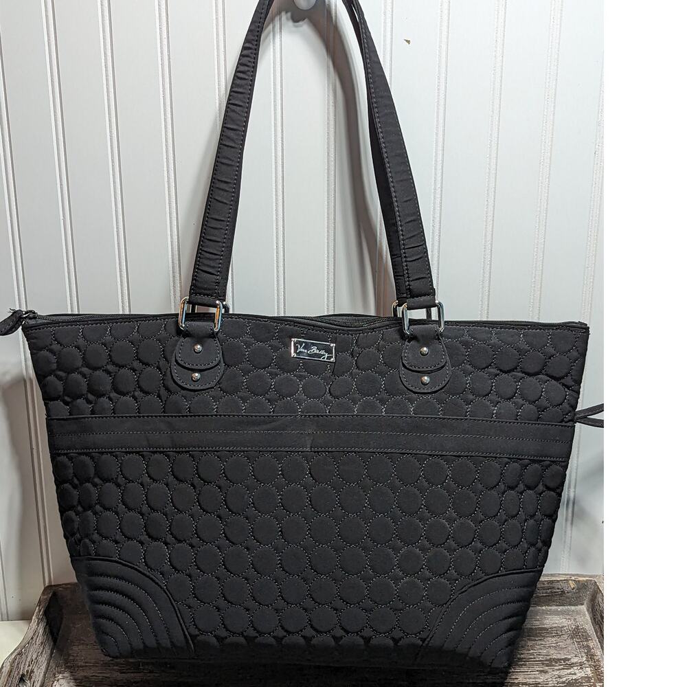Vera Bradley Black Quilted Vinyl Lined Multicompartment Washable Baby Bag Tote